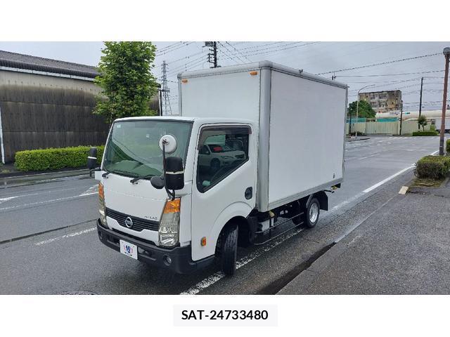Nissan ATLAS 2015-02 8006293-12