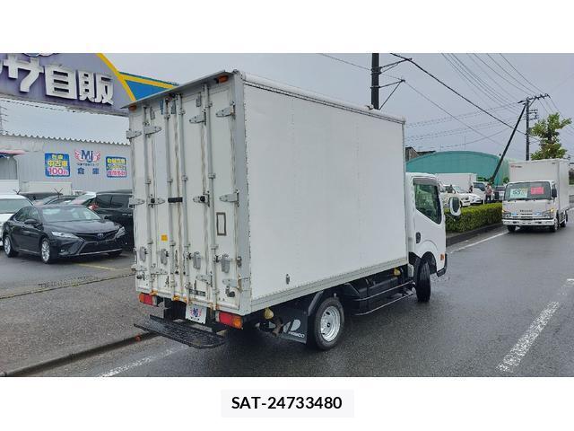 Nissan ATLAS 2015-02 8006293-13