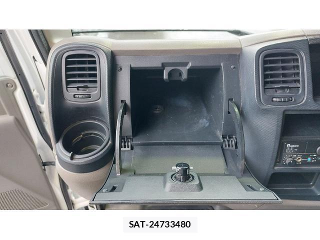 Nissan ATLAS 2015-02 8006293-17