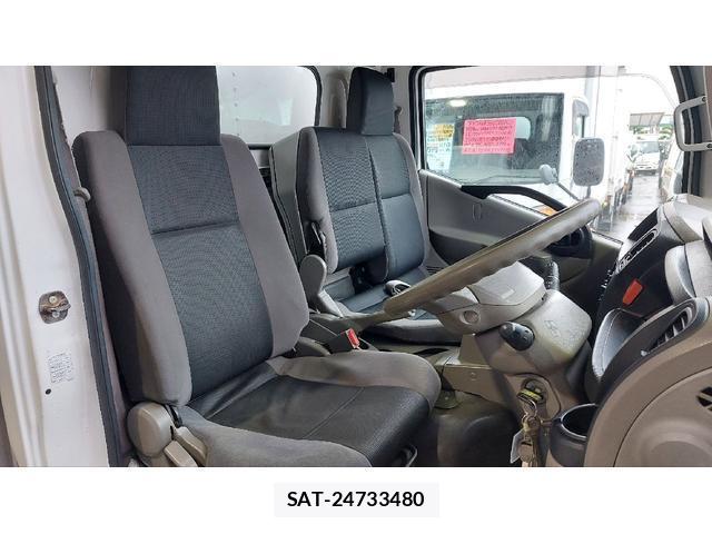 Nissan ATLAS 2015-02 8006293-4