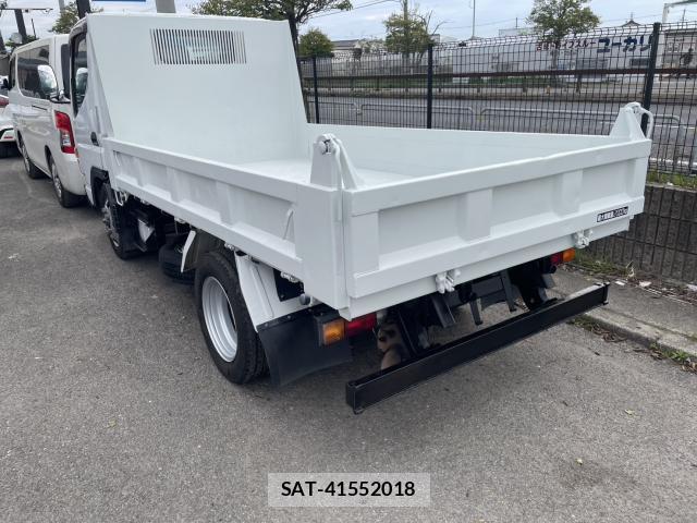 Nissan ATLAS 2015-12 8007026-1