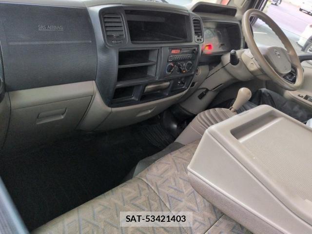 Nissan ATLAS 2016-02 8008837-2