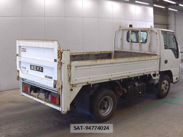 Nissan ATLAS 2011-05 8008865-4