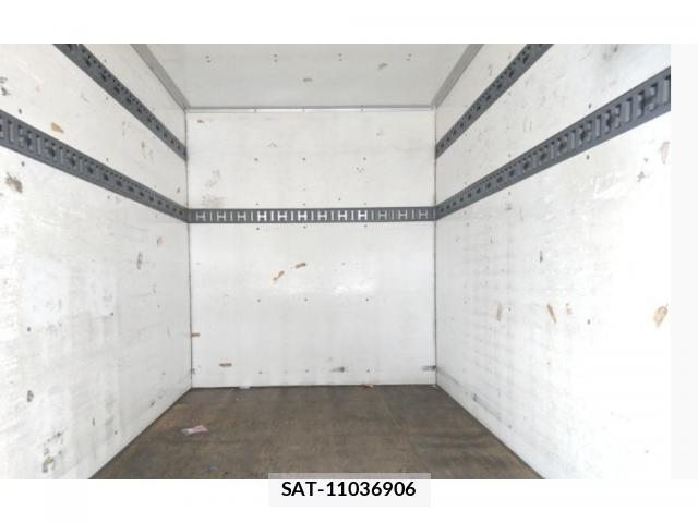 Nissan ATLAS 2010-03 8010560-3
