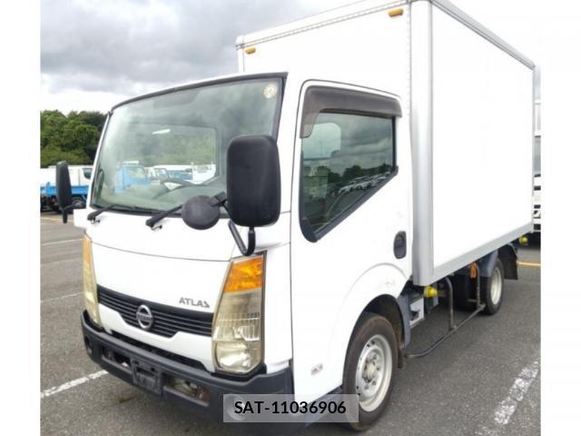 Nissan ATLAS 2010-03 8010560-4