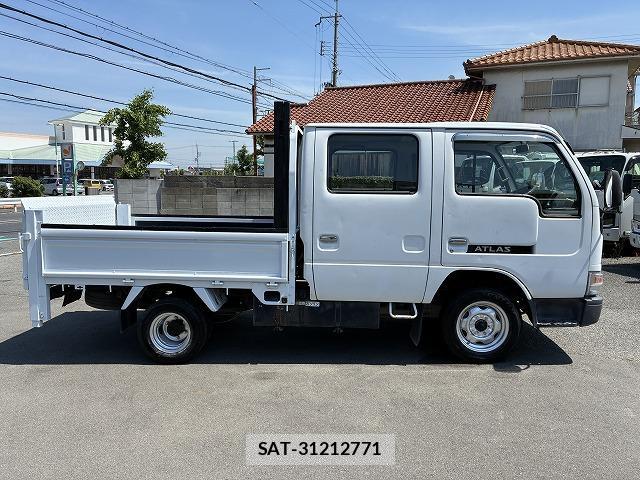 Nissan ATLAS 2003-12 8010827-4