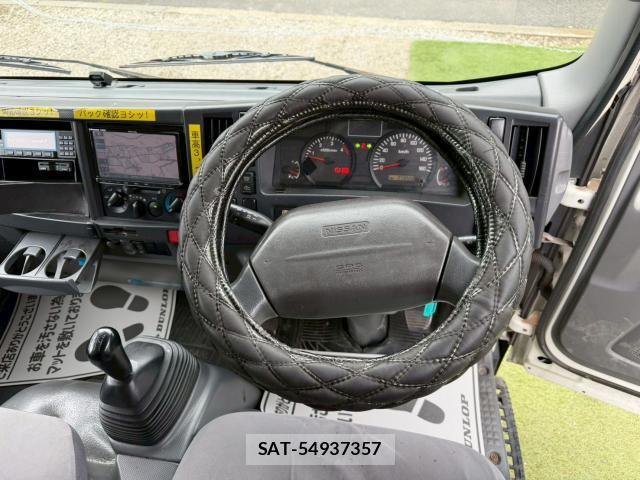 Nissan ATLAS 2012-03 8011505-10
