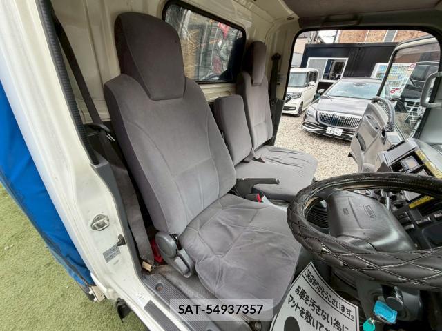 Nissan ATLAS 2012-03 8011505-6