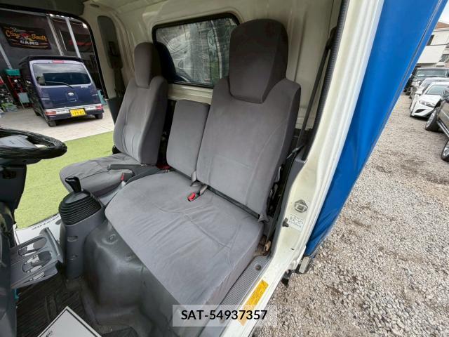 Nissan ATLAS 2012-03 8011505-7