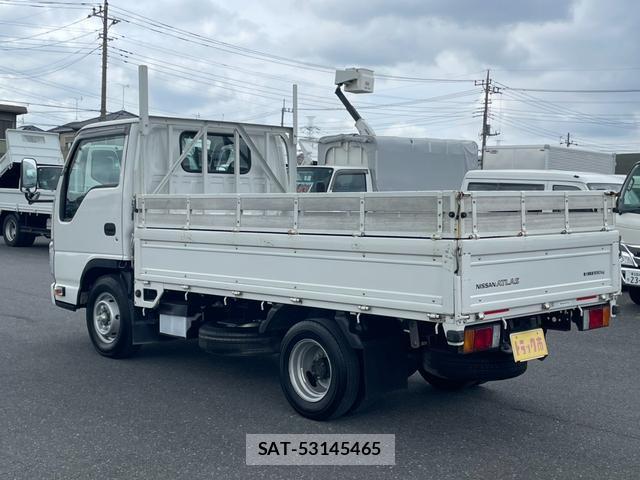 Nissan ATLAS 2021-03 8011956-6