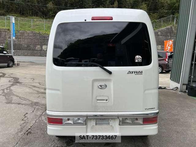 Daihatsu ATRAI WAGON 2010-12 8011708-3