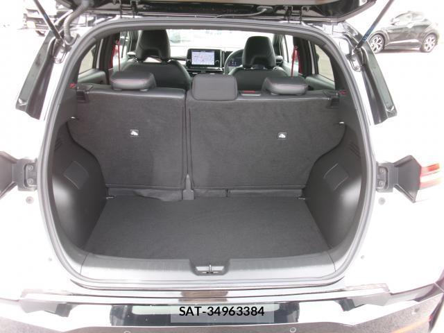 Nissan AURA 2023-03 8005716-18