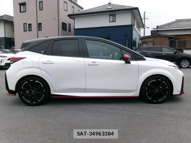Nissan AURA 2023-03 8005716-3