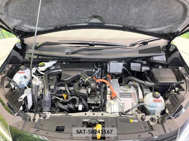 Nissan AURA 2025-07 8006982-14