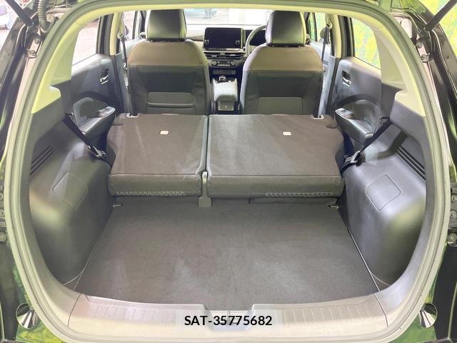 Nissan AURA 2025-09 8006983-9