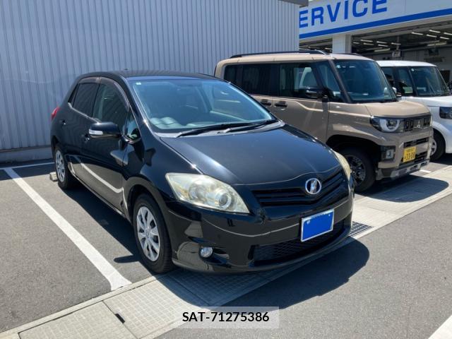 Toyota AURIS 2010-07 8009430-0