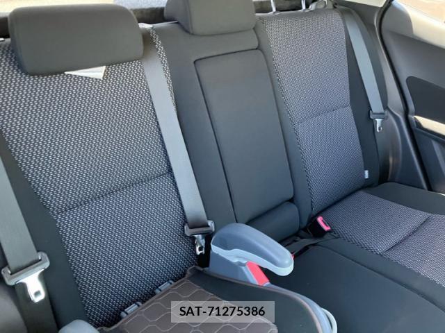 Toyota AURIS 2010-07 8009430-10