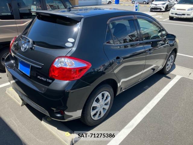 Toyota AURIS 2010-07 8009430-13