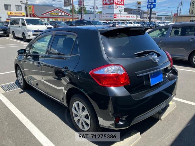 Toyota AURIS 2010-07 8009430-2