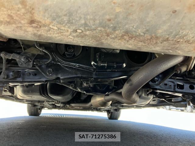 Toyota AURIS 2010-07 8009430-3