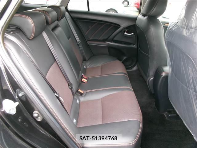 Toyota AVENSIS 2016-09 8009138-11