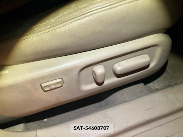 Toyota AVENSIS 2006-08 8010935-11