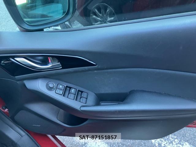 Mazda AXELA HYBRID 2016-02 8009373-10