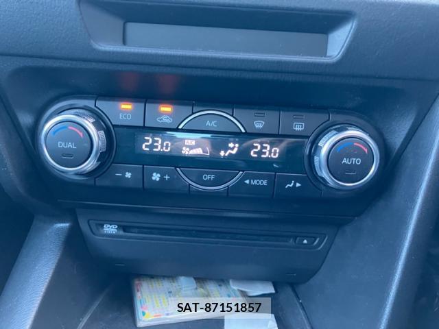 Mazda AXELA HYBRID 2016-02 8009373-18