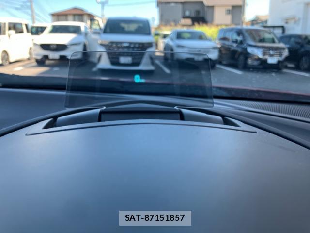 Mazda AXELA HYBRID 2016-02 8009373-19