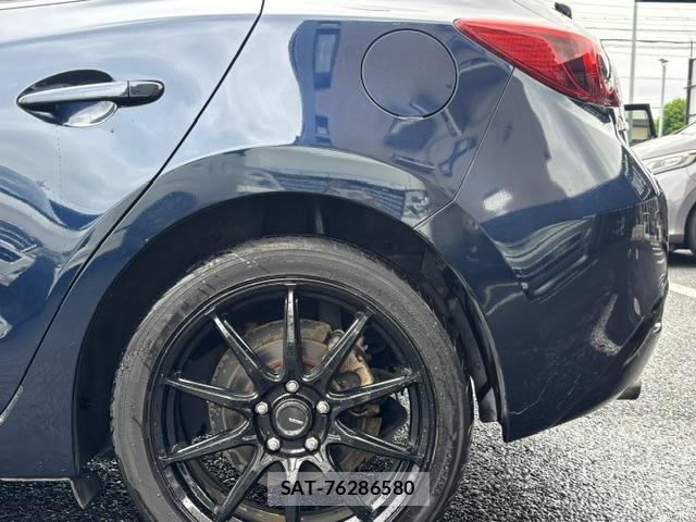 Mazda AXELA SPORT 2014-01 8008743-12