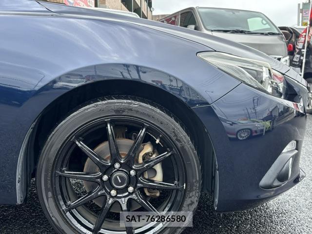 Mazda AXELA SPORT 2014-01 8008743-8