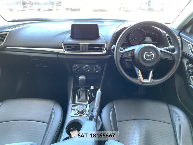 Mazda AXELA SPORT 2018-08 8009916-1
