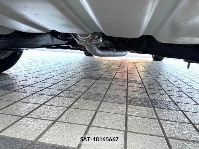 Mazda AXELA SPORT 2018-08 8009916-16