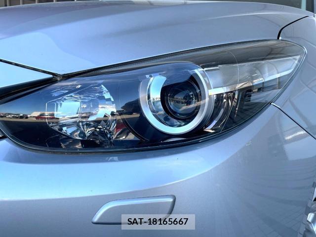 Mazda AXELA SPORT 2018-08 8009916-8