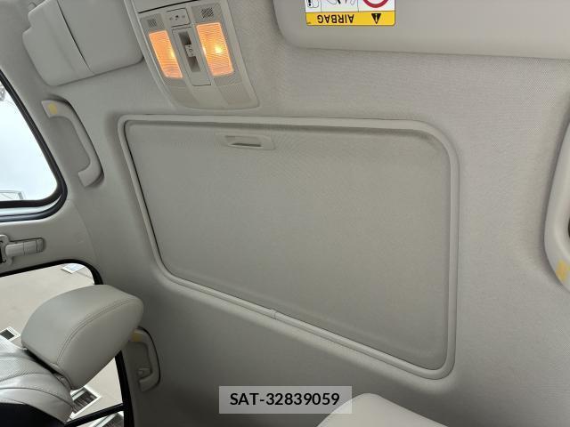 Mazda AXELA SPORT 2018-06 8012468-14