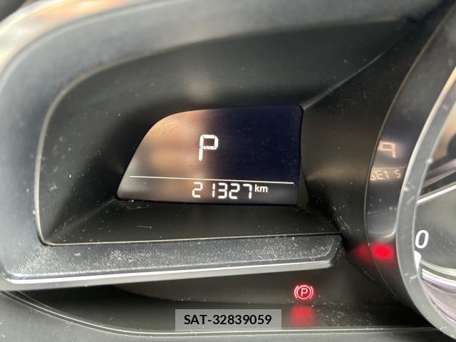 Mazda AXELA SPORT 2018-06 8012468-17