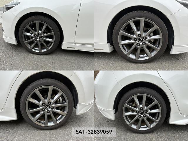 Mazda AXELA SPORT 2018-06 8012468-8