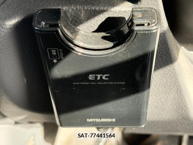 Mazda AZ-WAGON 2013-01 8011516-15