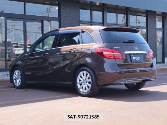 Mercedes Benz B-CLASS 2016-11 8003080-10