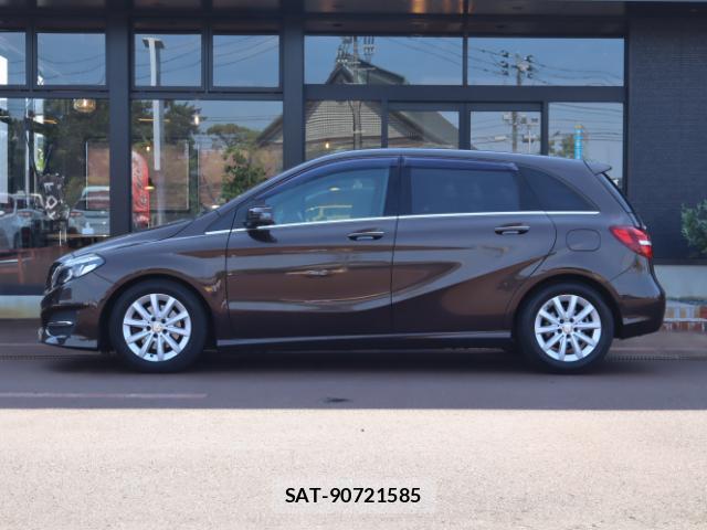 Mercedes Benz B-CLASS 2016-11 8003080-2
