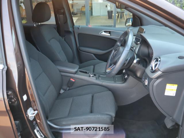 Mercedes Benz B-CLASS 2016-11 8003080-4