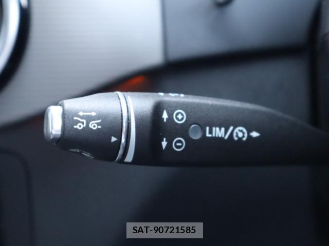 Mercedes Benz B-CLASS 2016-11 8003080-7