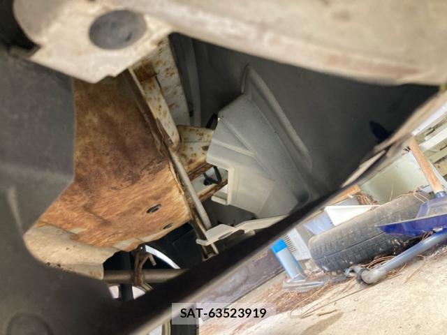 Toyota BB 2006-02 8005416-10