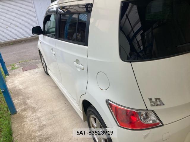 Toyota BB 2006-02 8005416-6