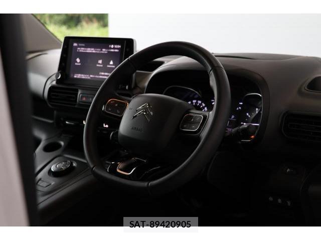 Citroen BERLINGO 2023-07 8005821-4