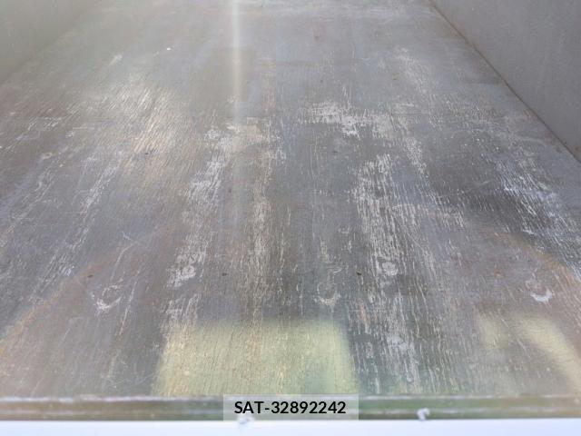 Mazda BONGO TRUCK 2020-04 8008873-2