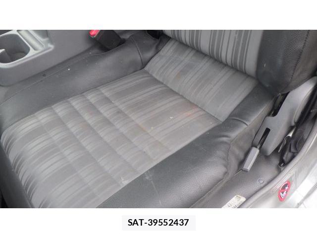 Mazda BONGO VAN 2017-03 8004379-14