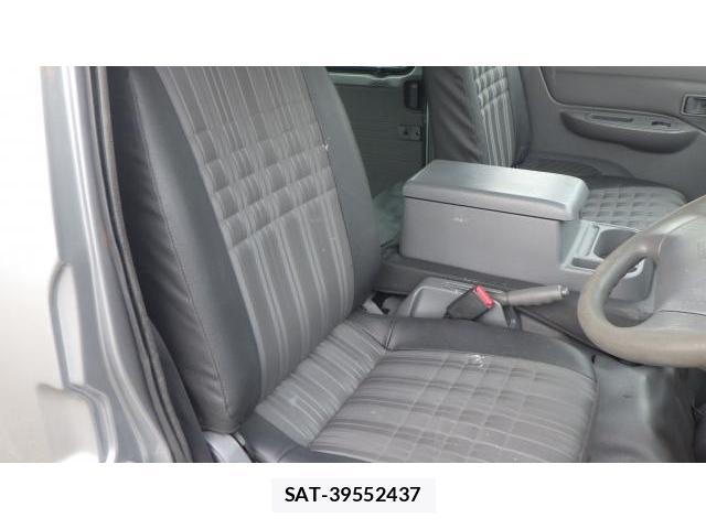 Mazda BONGO VAN 2017-03 8004379-15