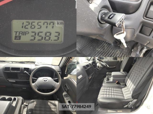 Mazda BONGO VAN 2017-06 8005650-7