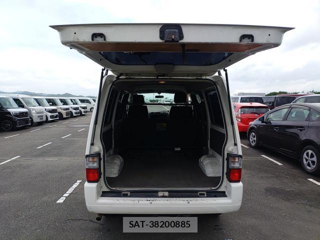 Mazda BONGO VAN 2020-07 8005686-5